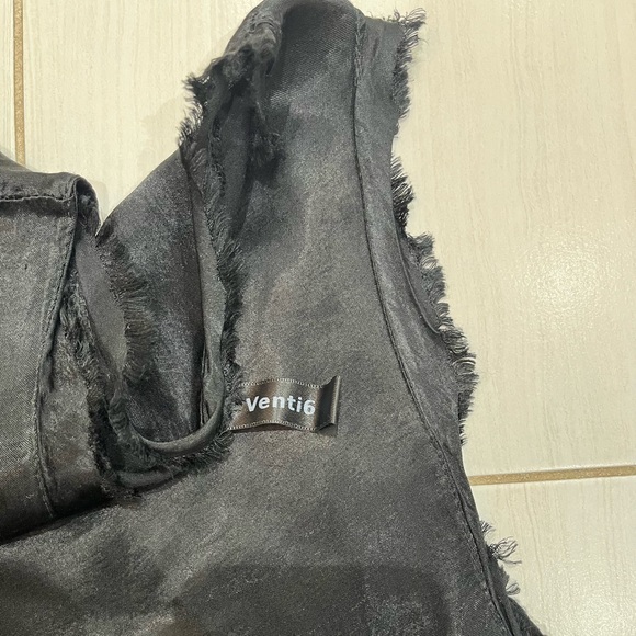 Venti6 Silk Raw Edge Tank - Picture 3 of 9